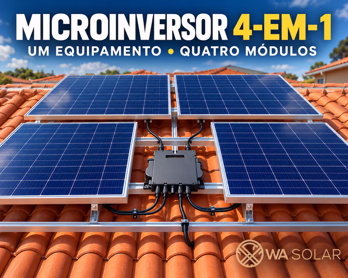 Sistema fotovoltaico com microinversor 4-em-1 instalado sob quatro painéis solares